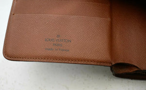 Wallet (Louis Vuitton) - PriDesign